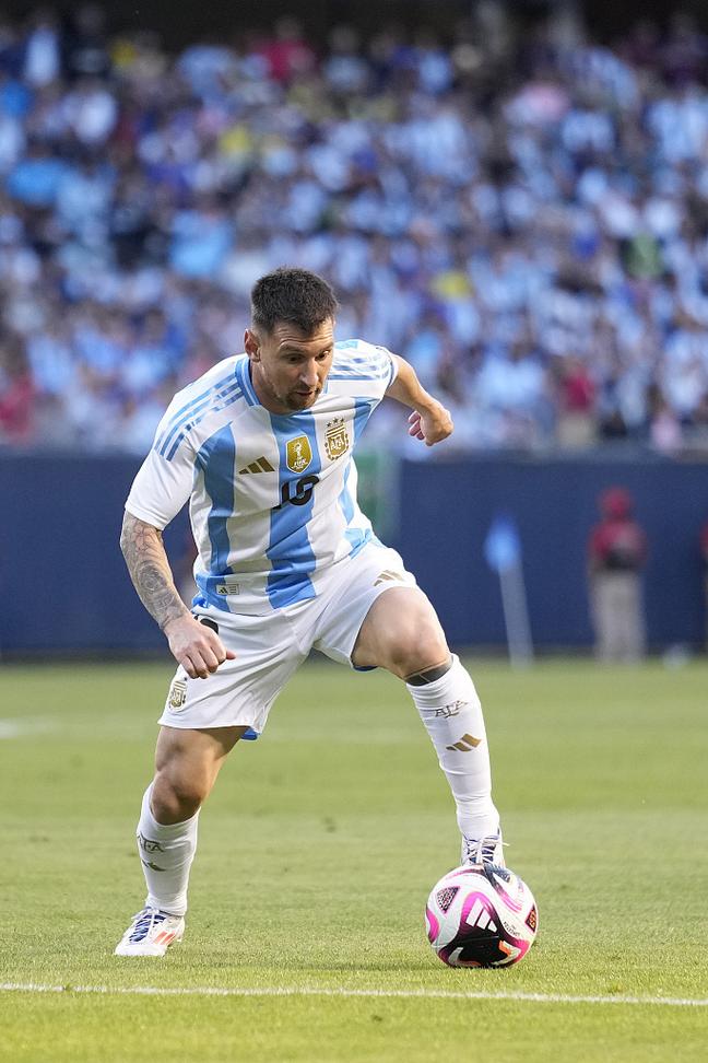 罗马诺：加拉格尔1月可能离队，转会费可能只需约2600万英镑（罗马诺：加拉格尔一月或将离队，转会费预计约2600万英镑）