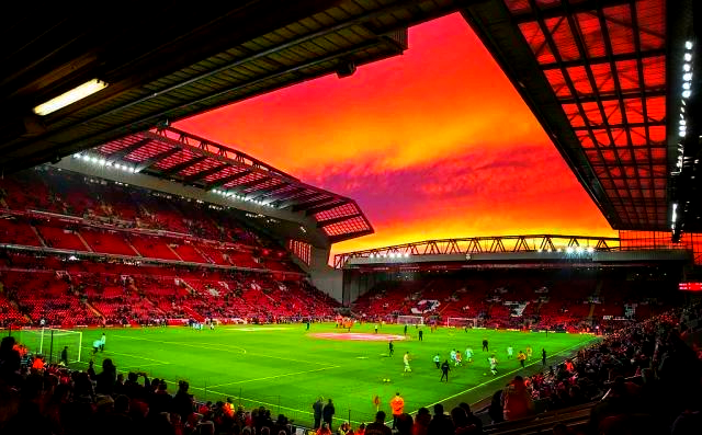 内马尔社媒向球迷致歉：联赛最后阶段加油，为我送点感到抱歉（内马尔发文致歉：为送点抱歉，联赛冲刺阶段全力以赴）