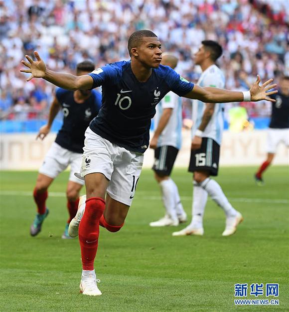 米体：维卡里奥已经决定重返意甲，但去国米可能有点困难（米体：维卡里奥已铁心回归意甲，加盟国米之路并不平坦）