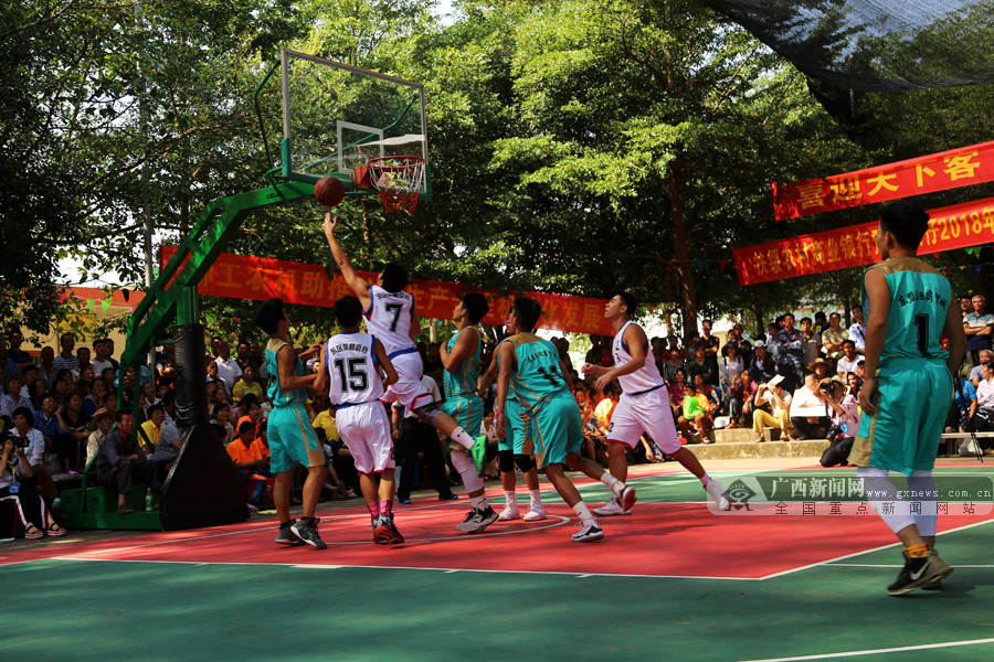 意大利网球运动员穆塞蒂：辛纳就像C罗，阿尔卡拉斯像齐达内（穆塞蒂点评：辛纳堪比C罗，阿尔卡拉斯宛如齐达内）