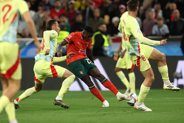 罗马诺：埃里克-加西亚曾在1月接近加盟科莫，但被弗里克否决（罗马诺：埃里克-加西亚一月险加盟科莫，遭弗里克叫停）