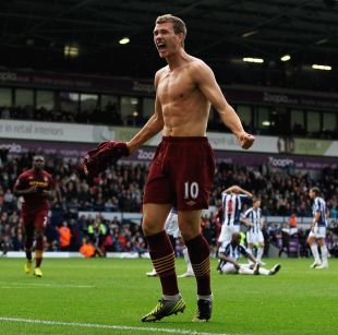 半场战报：多特1-1博德闪耀，布兰特建功，阿里萨米扳平（半场速递：多特1-1博德闪耀，布兰特破门，阿里萨米追平）