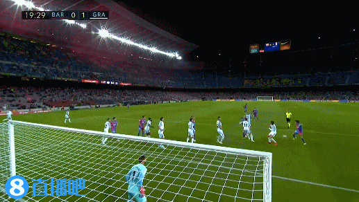 分道扬镳？萨拉赫与球队高层已达成重要一致，核心球员偏向支持斯洛特（共识达成！萨拉赫与高层步调一致，队内核心多倾向支持斯洛特）