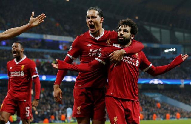 中场多次制造威胁，表现亮点突出（中场屡造杀机，表现抢眼）