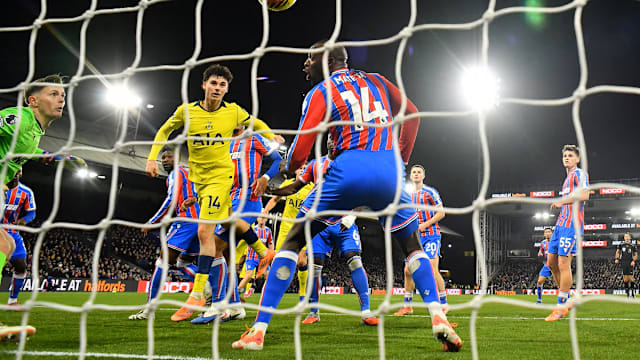 葡超前瞻：吉马良斯攻击力惨淡，葡萄牙体育竭力维系卫冕希望（葡超展望：吉马良斯进攻受限，葡萄牙体育奋力维持卫冕希望）