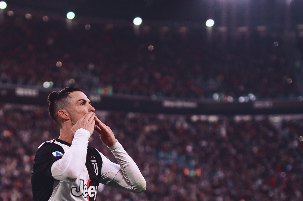 都体：弗拉泰西对加盟尤文持开放态度，国米要价不低于3500万（都灵体育报：弗拉泰西愿考虑加盟尤文，国米要价至少3500万欧元）